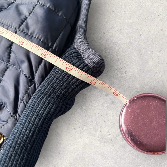 Daisy Brand Quilted Vest Navy with Gold Accents Lightweight Ladies Size Med - Picture 9 of 14